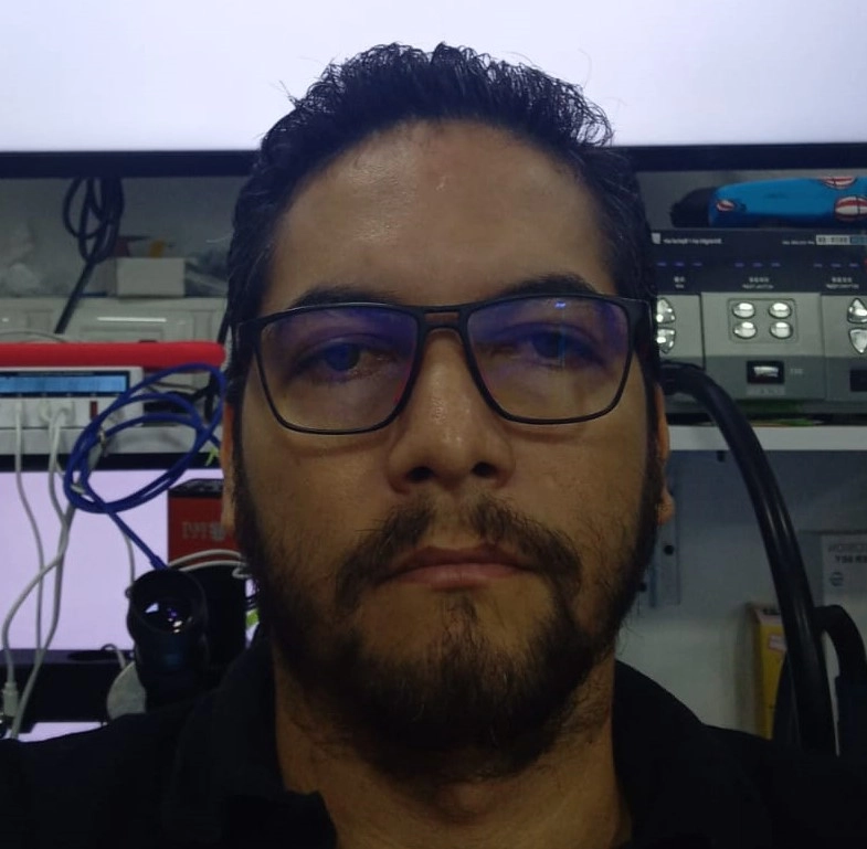 Alexander Fernandez
